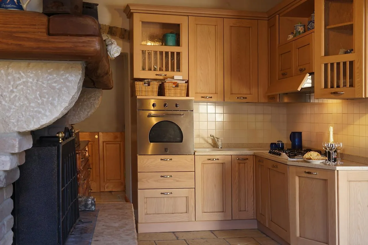 Casa Fiorina Bed & Breakfast Miane 3*,  Italy