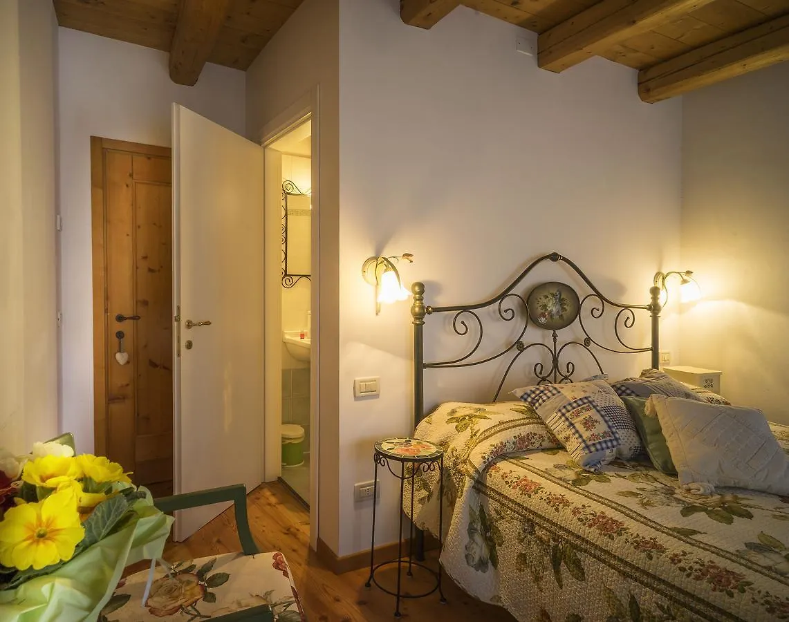 Casa Fiorina Bed & Breakfast Miane