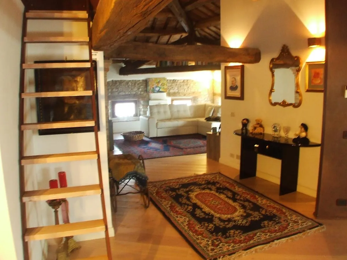Casa Fiorina Bed & Breakfast Miane 3*,